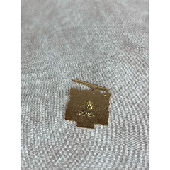 Vtg 1997 Terry Labonte Fan Club Kellogg’s Racing NASCAR Lapel Hat Pin Ice Man - Picture 3 of 4